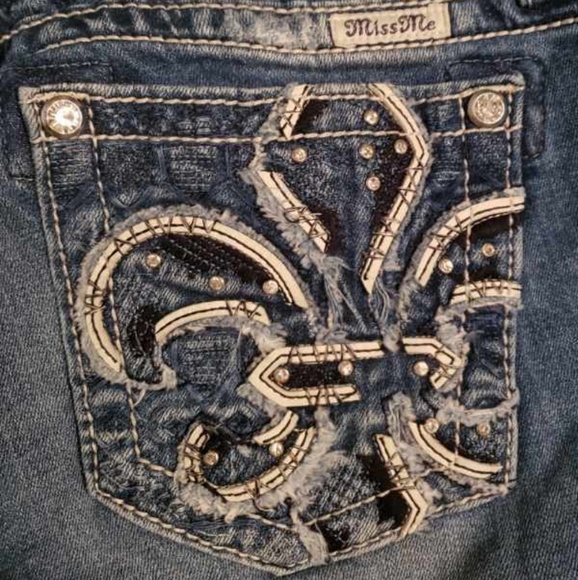 Jeans - Picture 4 of 4